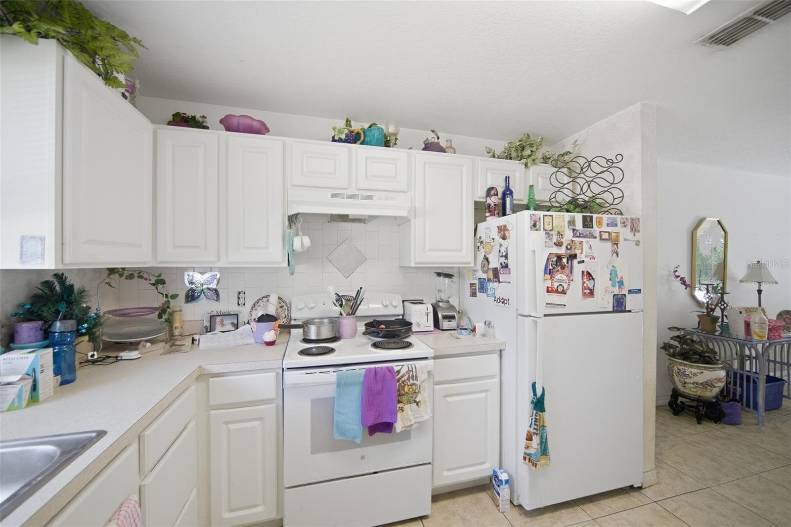 Single Family Residence at 804 WALNUT PL, ALTAMONTE SPRINGS, photo 11 of 21