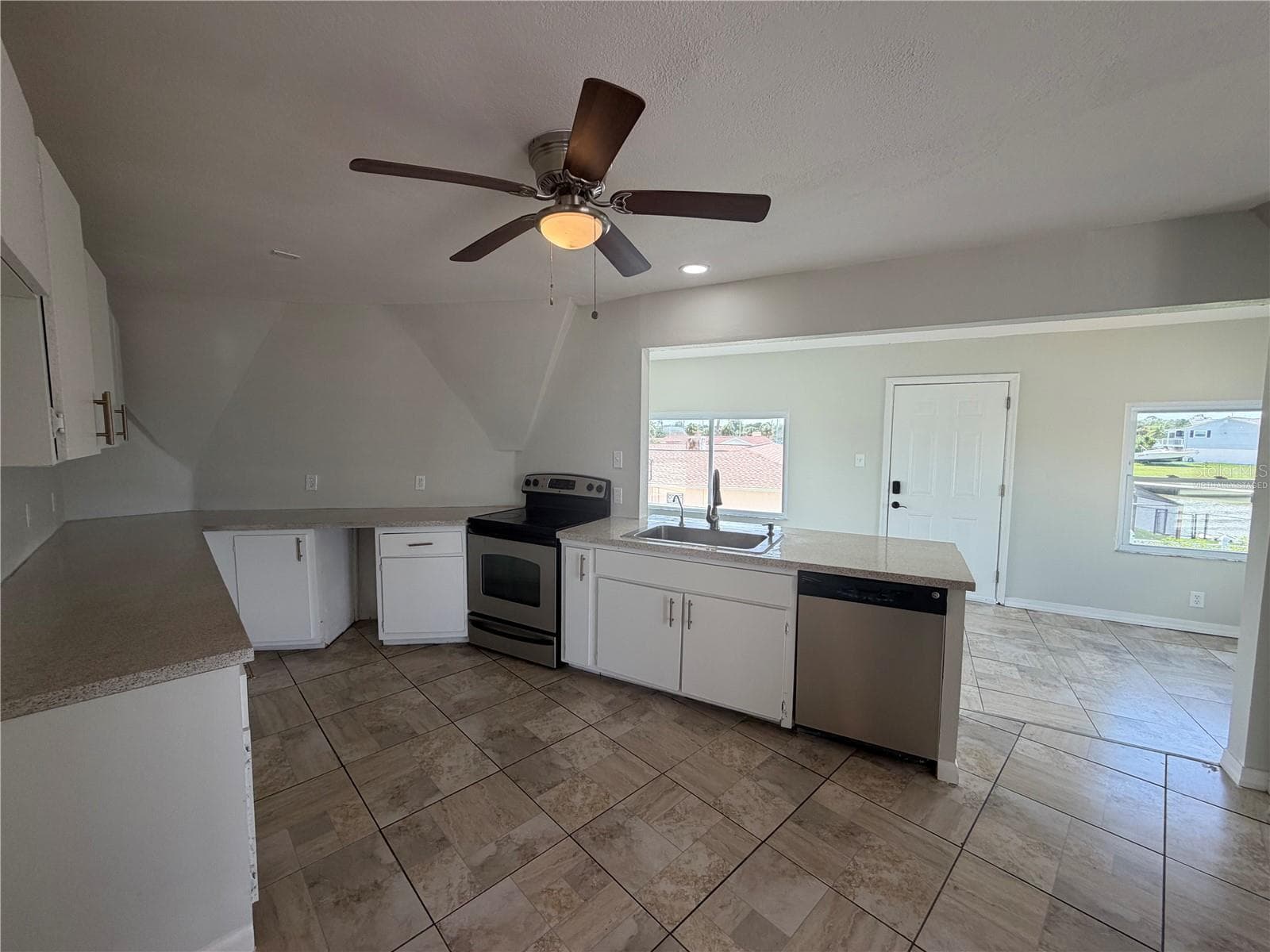 Virtually Staged - 4100 FLAMINGO BLVD, HERNANDO BEACH