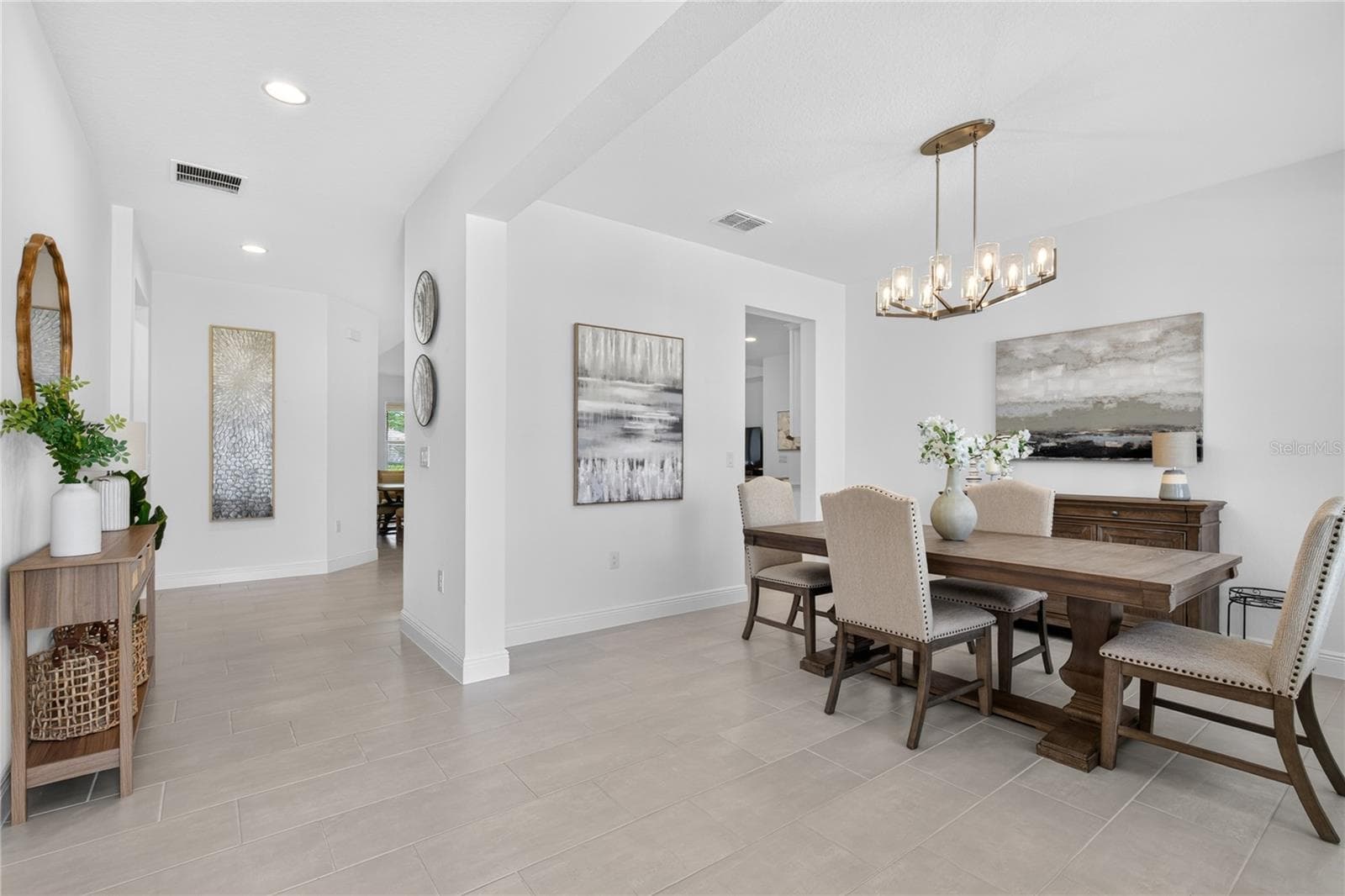 Single Family Residence at 4937 GOLDEN ZENITH WAY, MOUNT DORA, photo 4 of 53