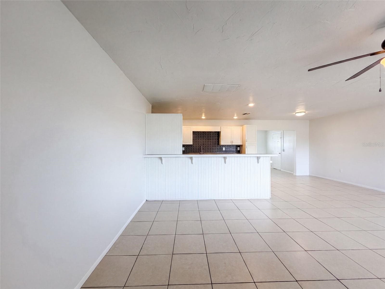 Single Family Residence at 124 SAN BENITO AVE, NORTH PORT, photo 8 of 23
