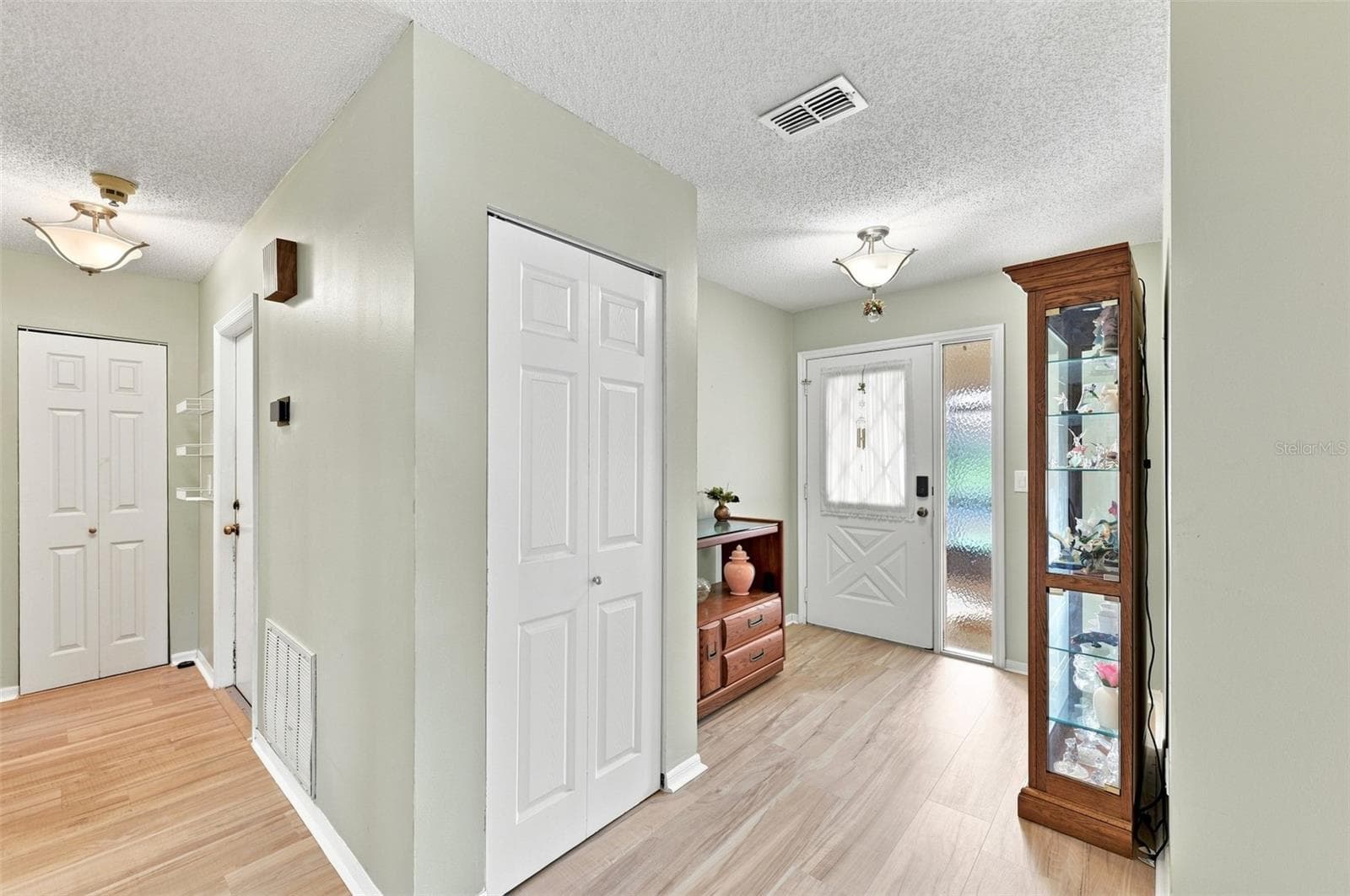 Condominium at 1618 LAYTON CT, SUN CITY CENTER, photo 4 of 48