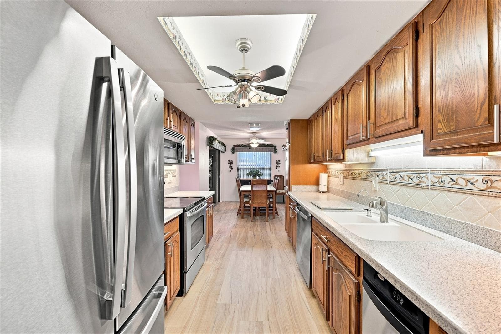 Condominium at 1618 LAYTON CT, SUN CITY CENTER, photo 13 of 48