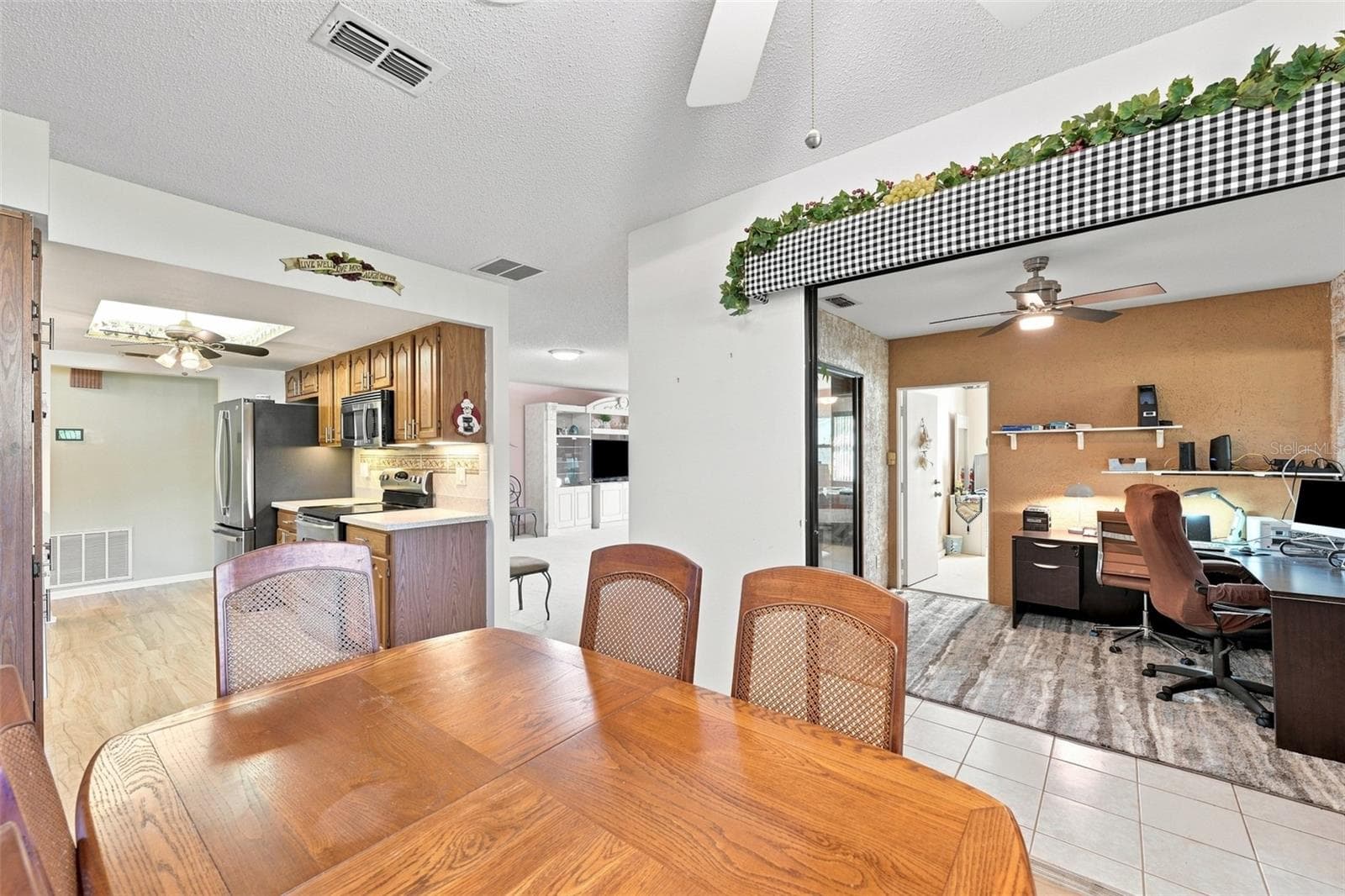 Condominium at 1618 LAYTON CT, SUN CITY CENTER, photo 16 of 48