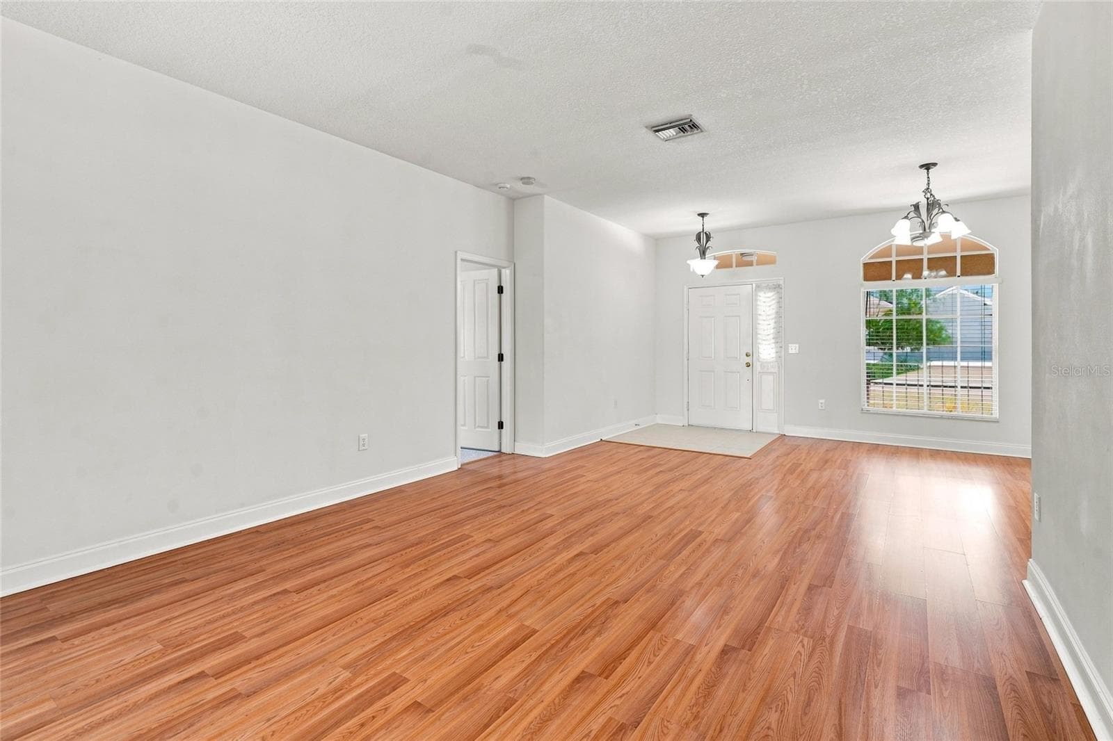Living Room - 30501 IVERSON DR, WESLEY CHAPEL