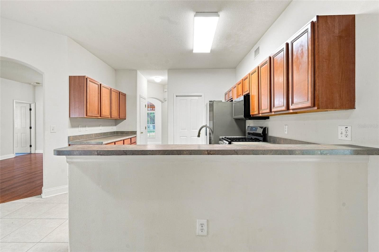 Kitchen - 30501 IVERSON DR, WESLEY CHAPEL