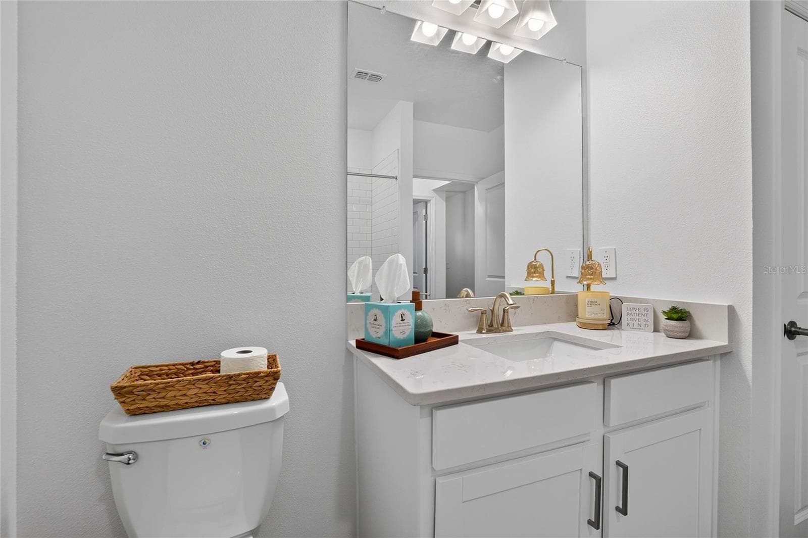 Villa at 17240 HOLLY WELL AVE, WIMAUMA, photo 23 of 69