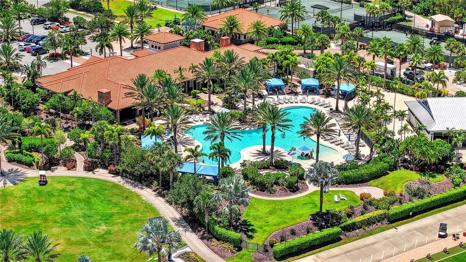 Condominium at 12710 SORRENTO WAY #101, BRADENTON, photo 49 of 53