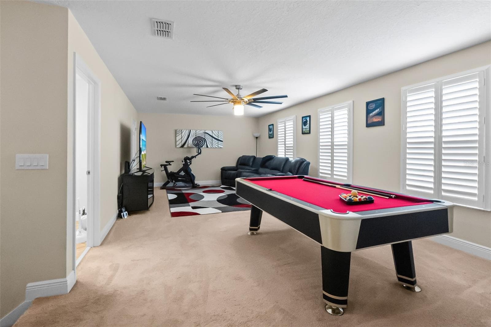 Single Family Residence at 301 SPARROW HAWK DR, GROVELAND, photo 33 of 87