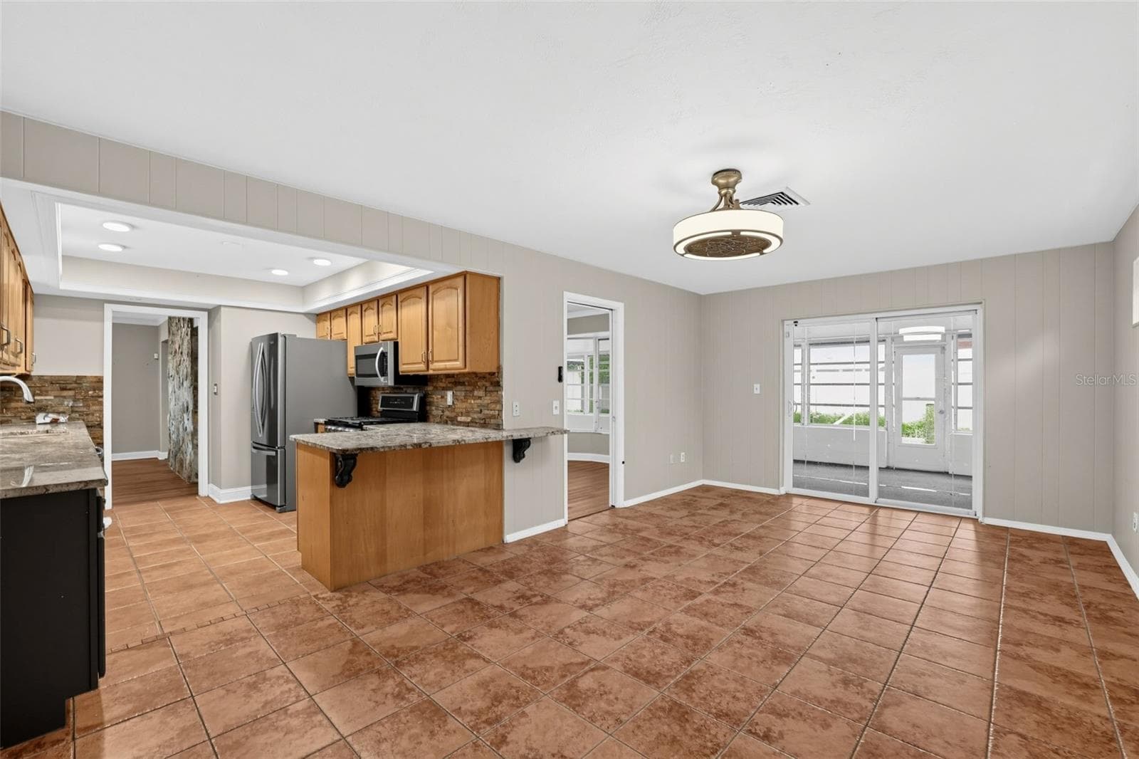Single Family Residence at 6450 31ST TER N, ST PETERSBURG, photo 10 of 24