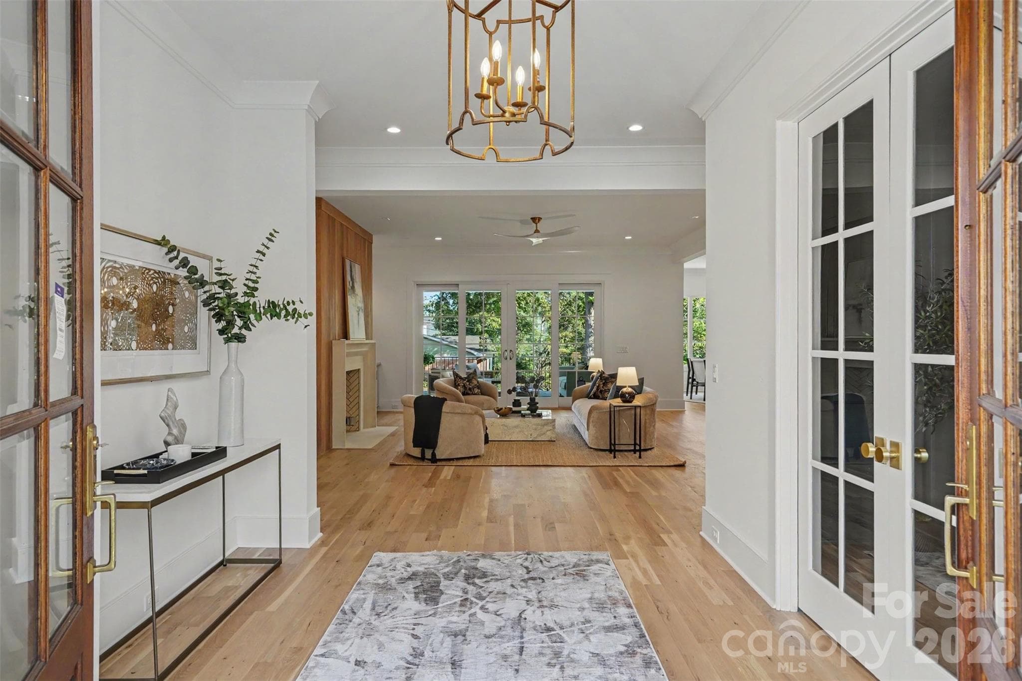 Entryway - Charlotte