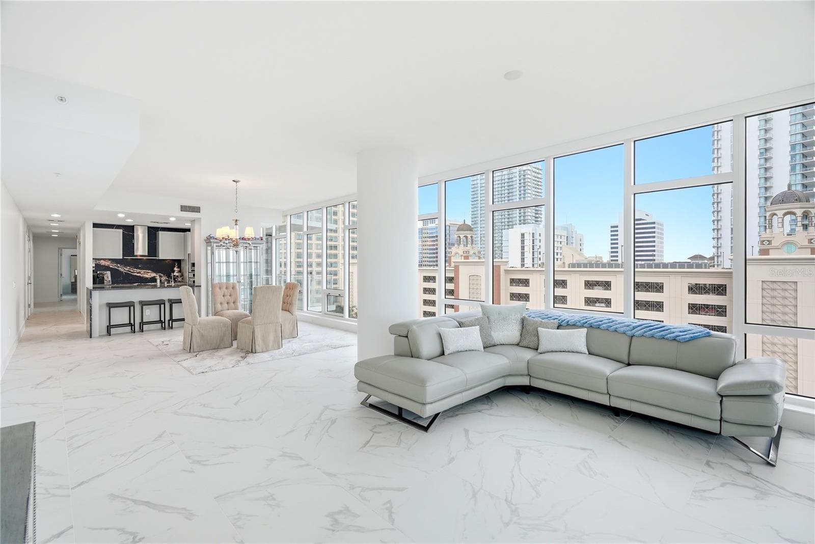 Condominium at 175 1ST ST S #1008, ST PETERSBURG, photo 15 of 37