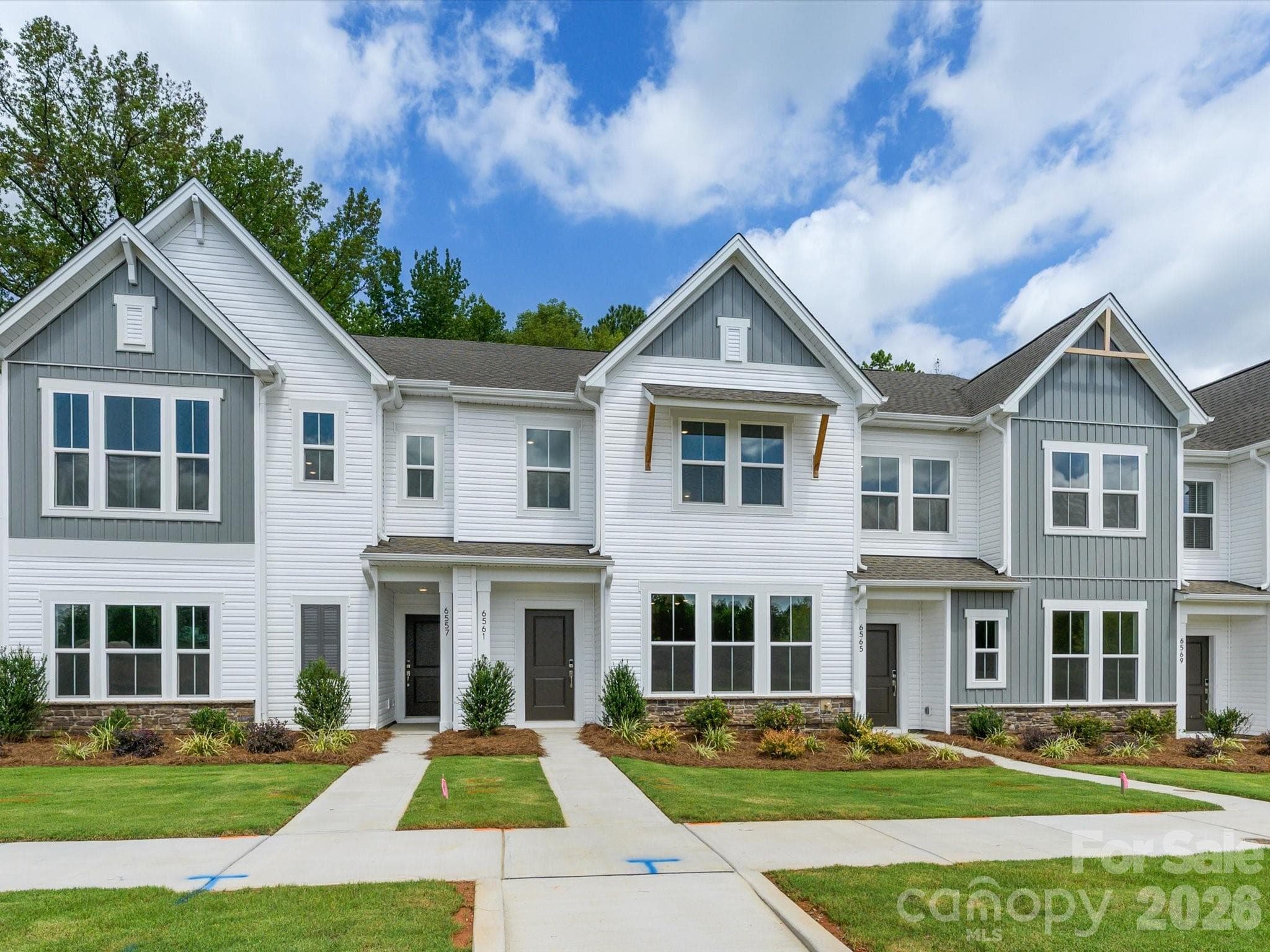 Townhouse at Charlotte, photo 4 of 60