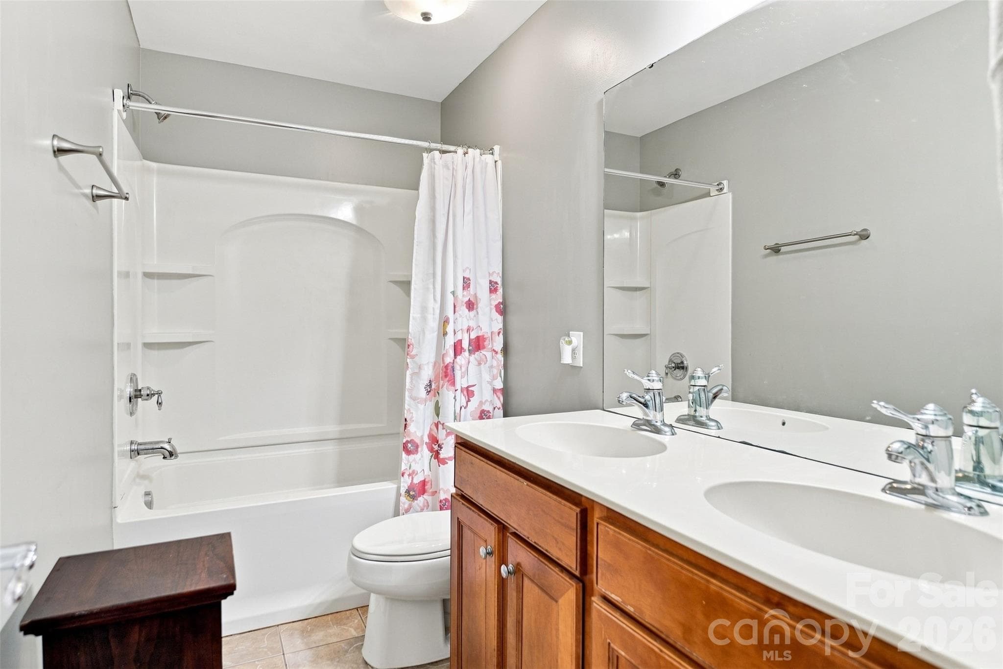 Single Family Residence at 7819 Lamington Drive, Fort Mill, photo 25 of 37