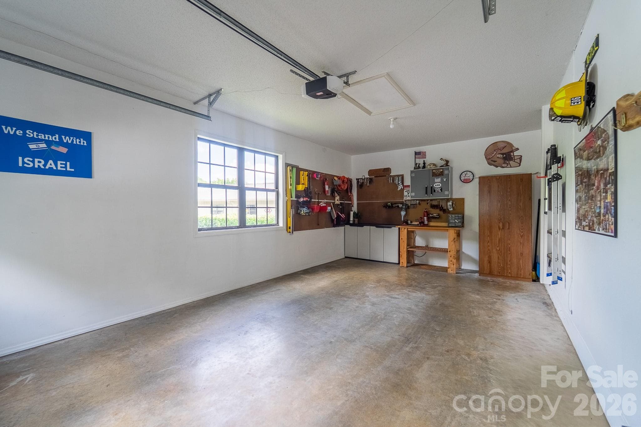Townhouse at 16A Willow View Drive, Franklin, photo 19 of 24