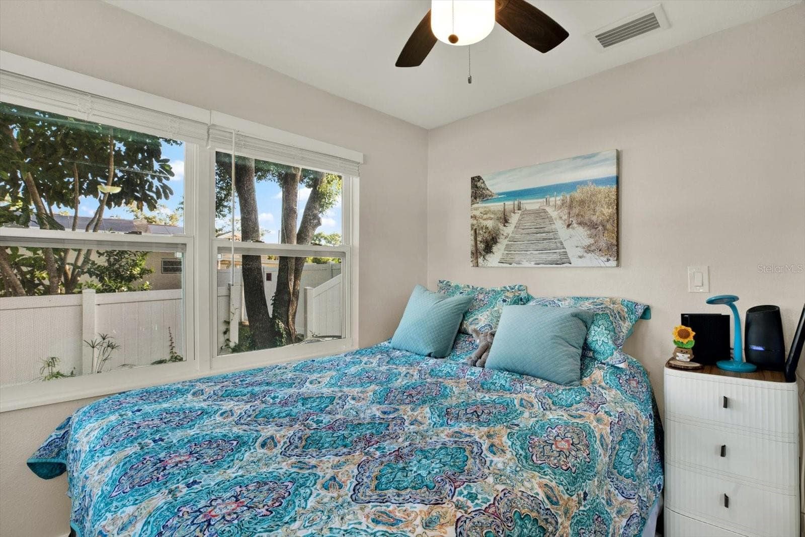 Single Family Residence at 1945 OVERBROOK AVE, CLEARWATER, photo 7 of 12