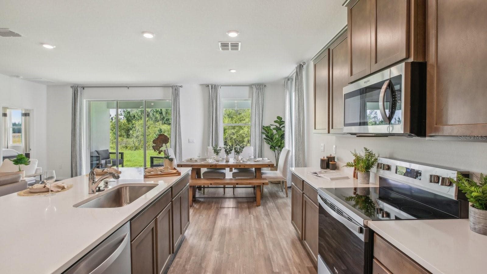 Single Family Residence at 32736 WEATHERED OAK DR, WESLEY CHAPEL, photo 14 of 34
