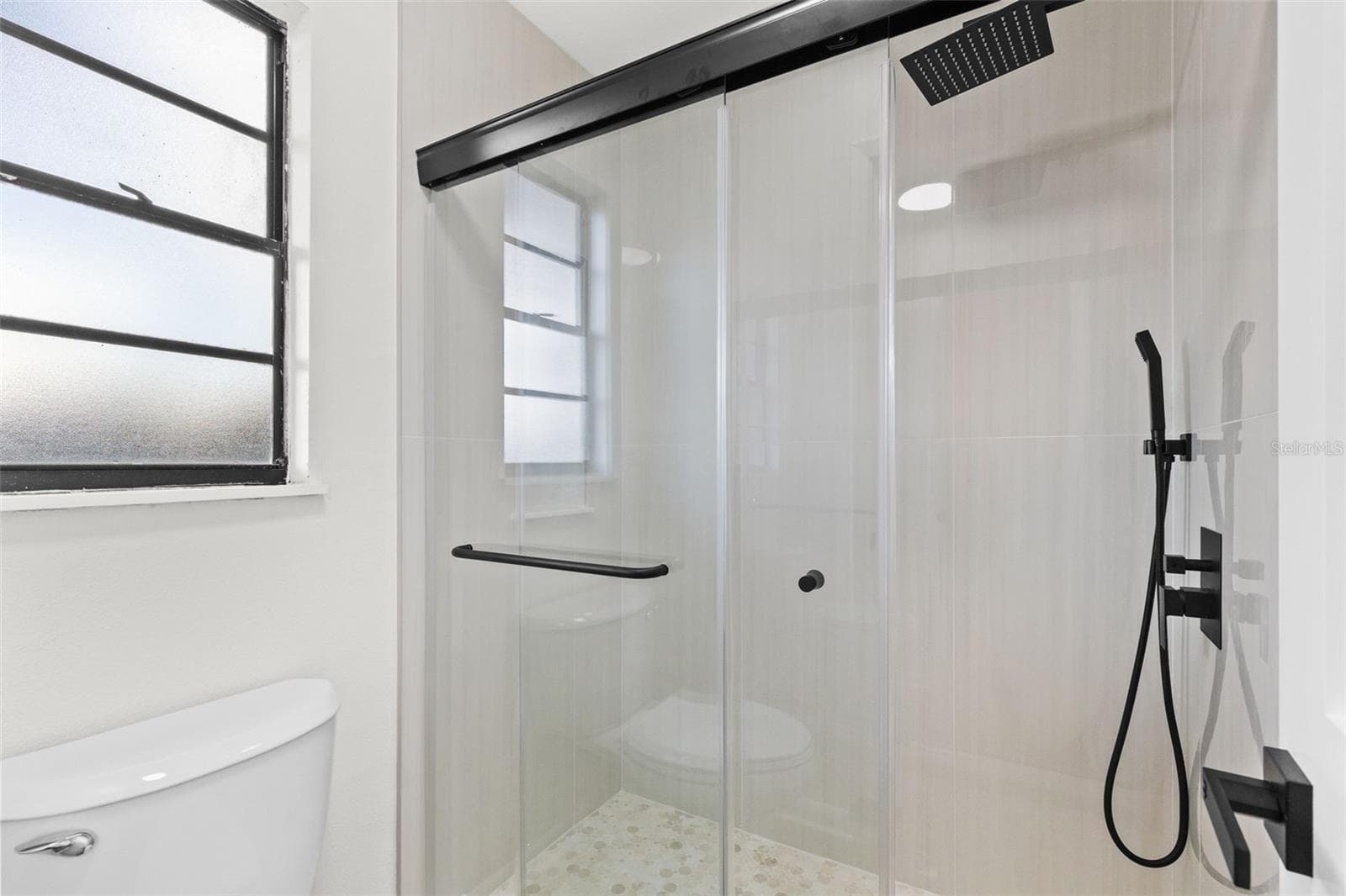 Primary bathroom - 3720 MURRAY DALE DR, VALRICO