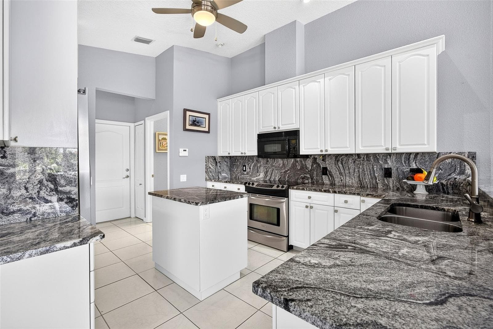 Single Family Residence at 1552 AQUI ESTA DR, PUNTA GORDA, photo 13 of 59