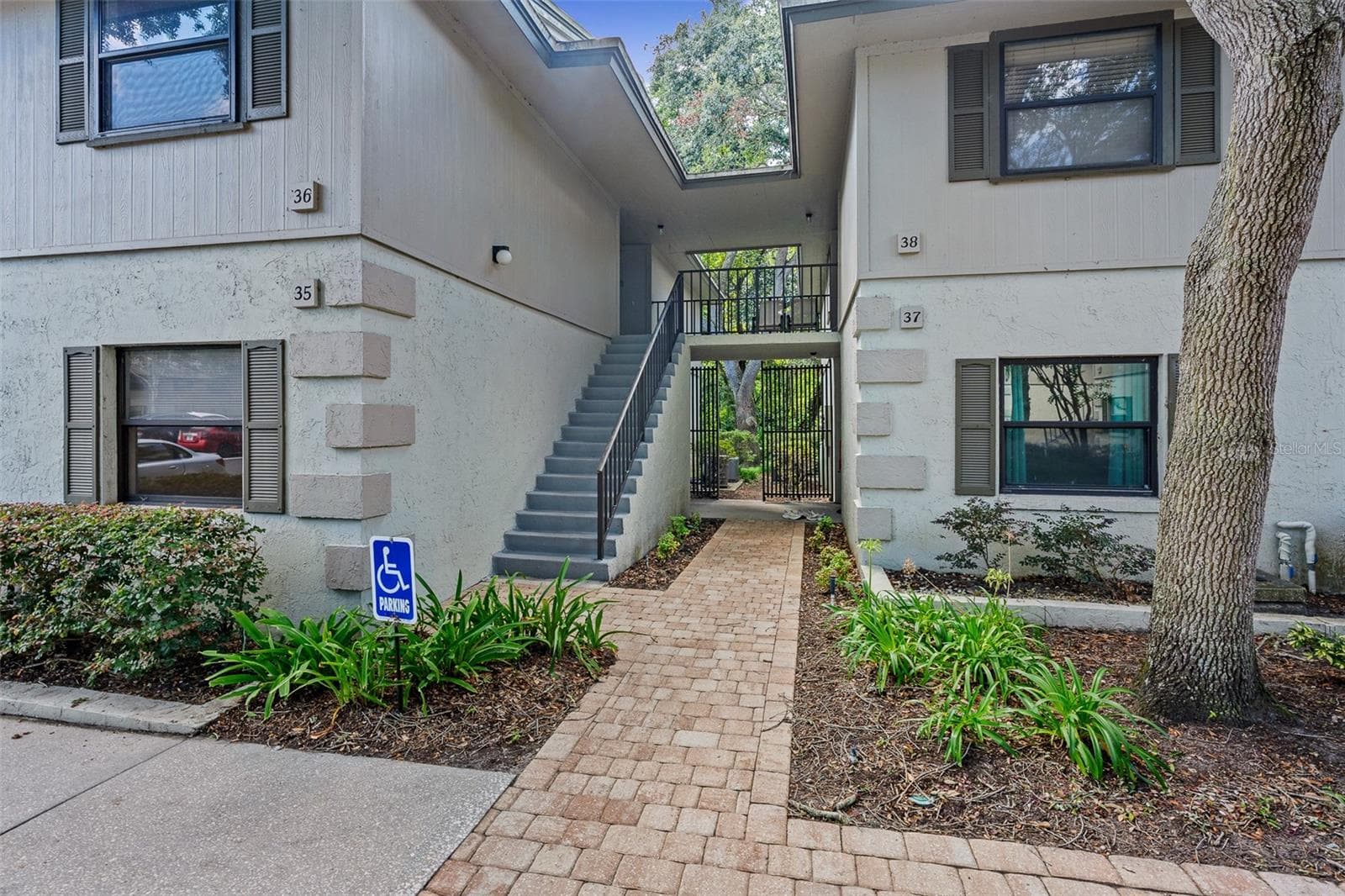 35 NAVARRA CT #35