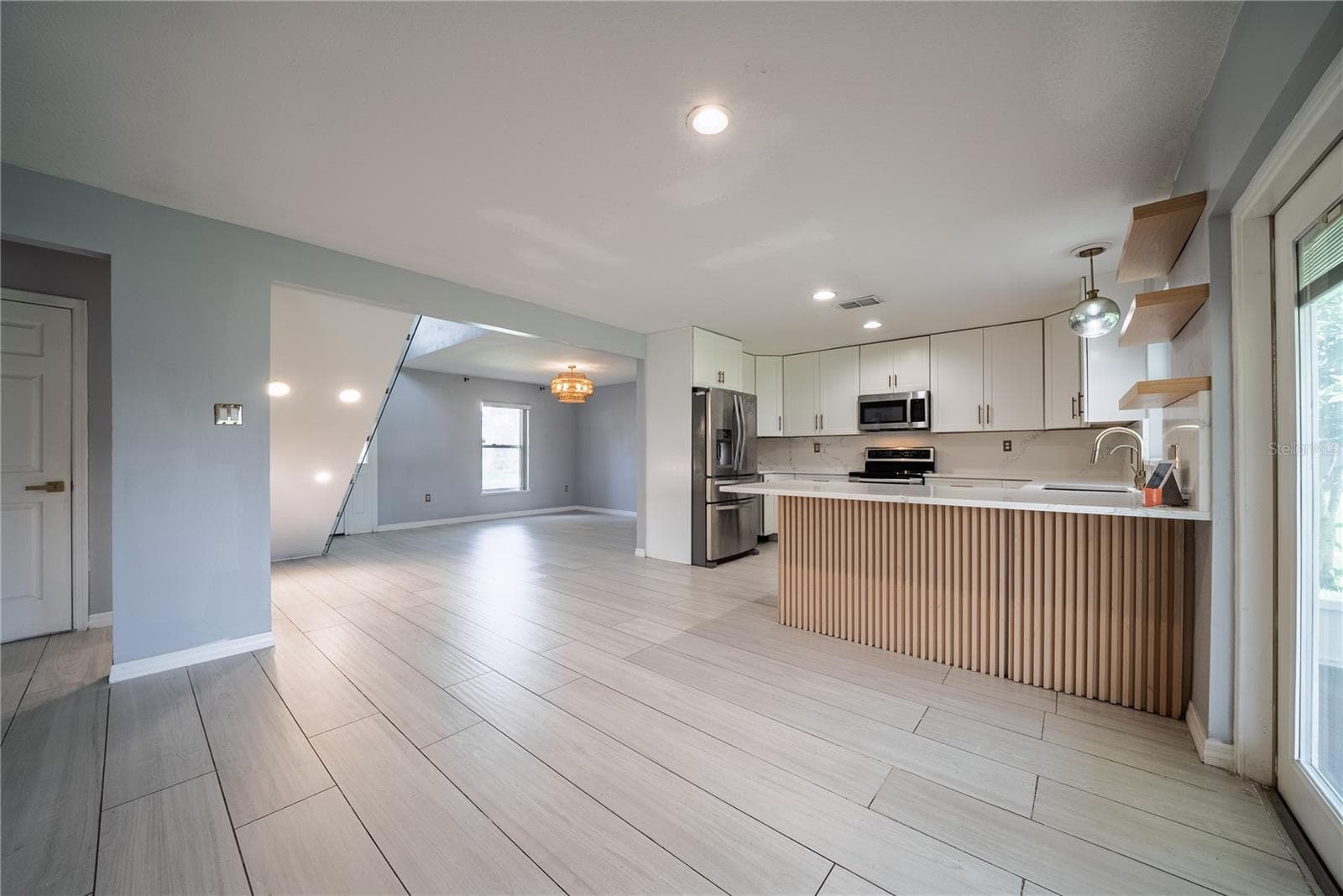 Single Family Residence at 3209 ROMAINE CT, ORLANDO, photo 12 of 46