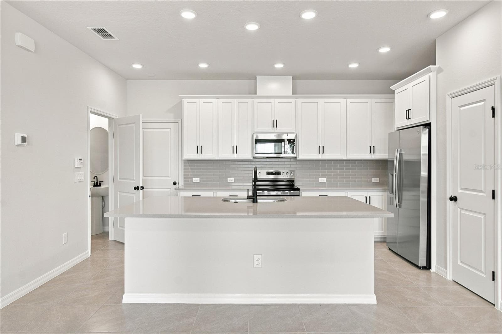Kitchen - 5596 COOPERS HAWK CT, ST CLOUD