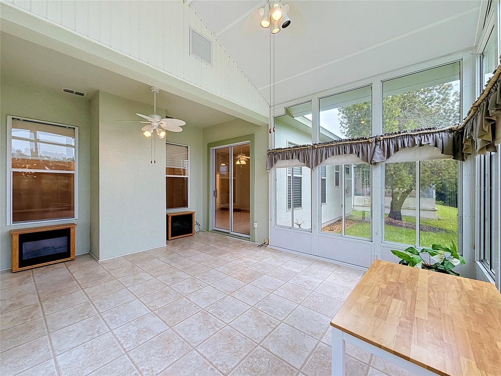 Access to Primary bedroom - 11932 SE 179TH ST, SUMMERFIELD