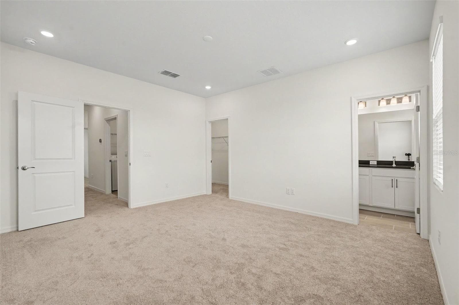 Townhouse at 31799 KESTREL CALLING DR, SAN ANTONIO, photo 14 of 31