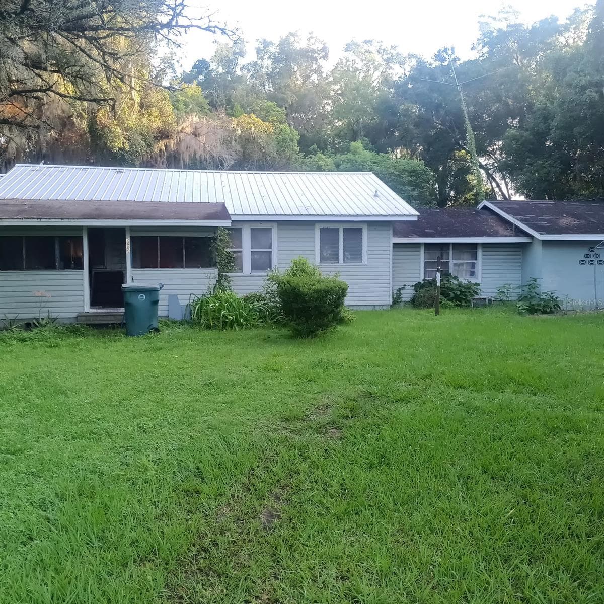 2409 NW 7TH ST