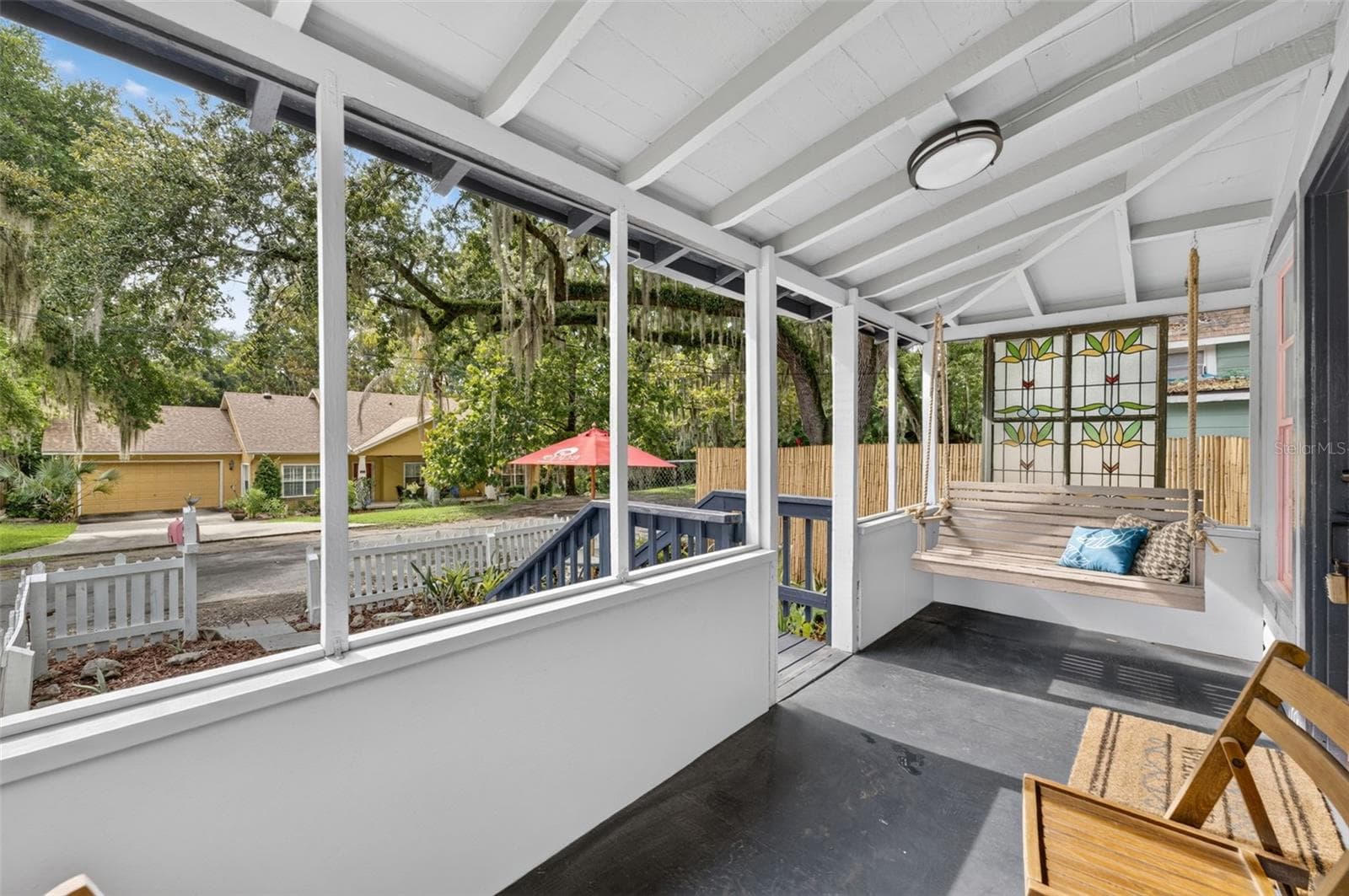 Single Family Residence at 140 N JOHNS ST, MOUNT DORA, photo 4 of 31