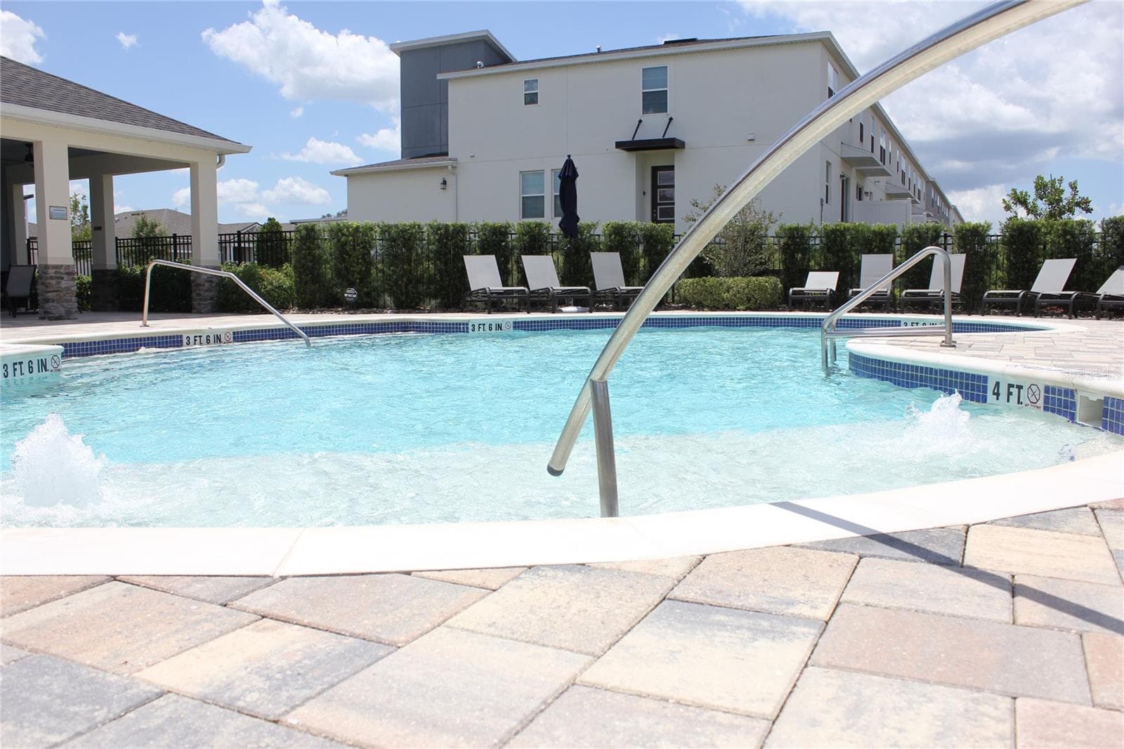 Single Family Residence at 1099 LAKESHORE BREEZE PL PL, KISSIMMEE, photo 10 of 35