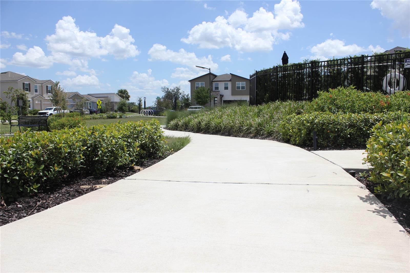 Single Family Residence at 1099 LAKESHORE BREEZE PL PL, KISSIMMEE, photo 18 of 35