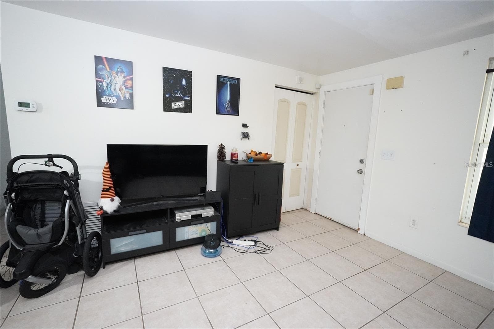 livifng room - 14611 SW 37TH CT, OCALA