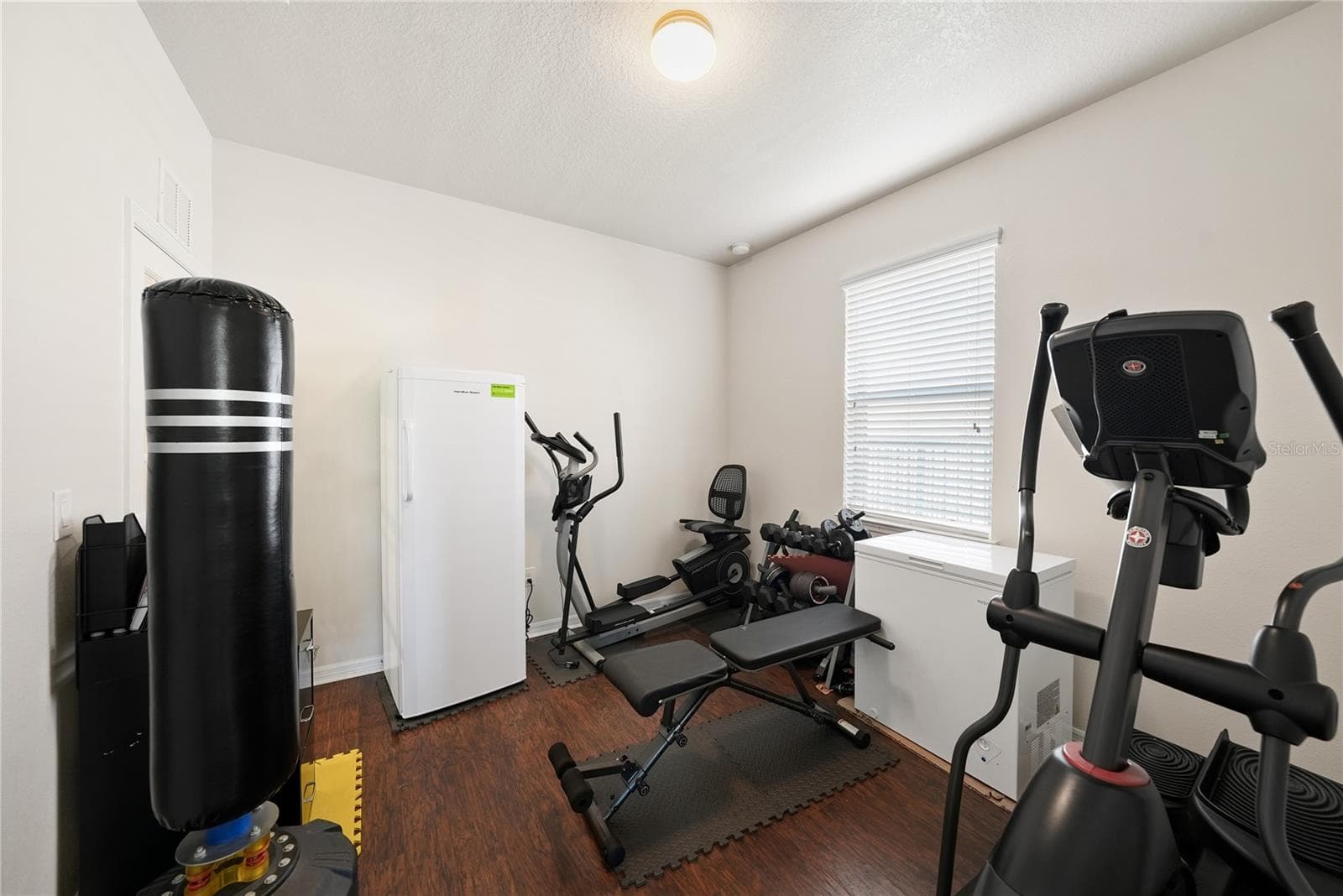 Single Family Residence at 8415 LOBLOLLY PINE CT, RIVERVIEW, photo 8 of 38