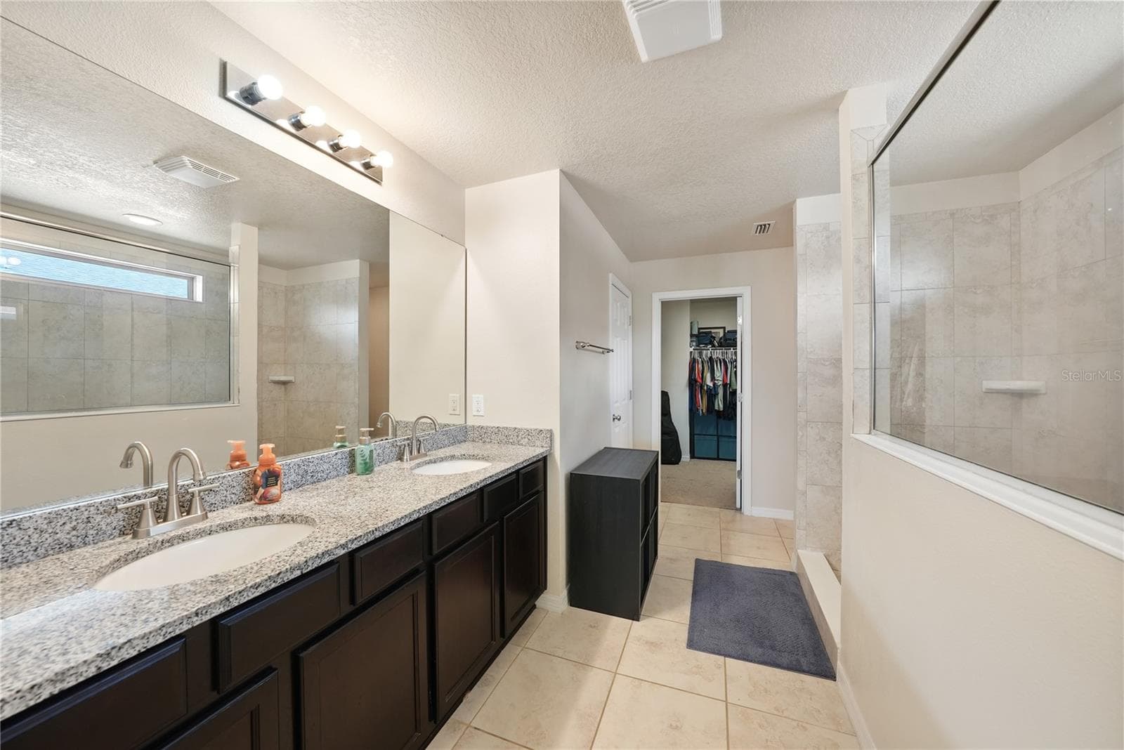 Single Family Residence at 8415 LOBLOLLY PINE CT, RIVERVIEW, photo 12 of 38