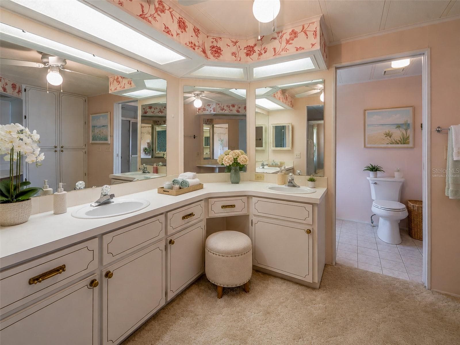 Primary bath virtually staged - 1021 HILLTOP RD, TAVARES