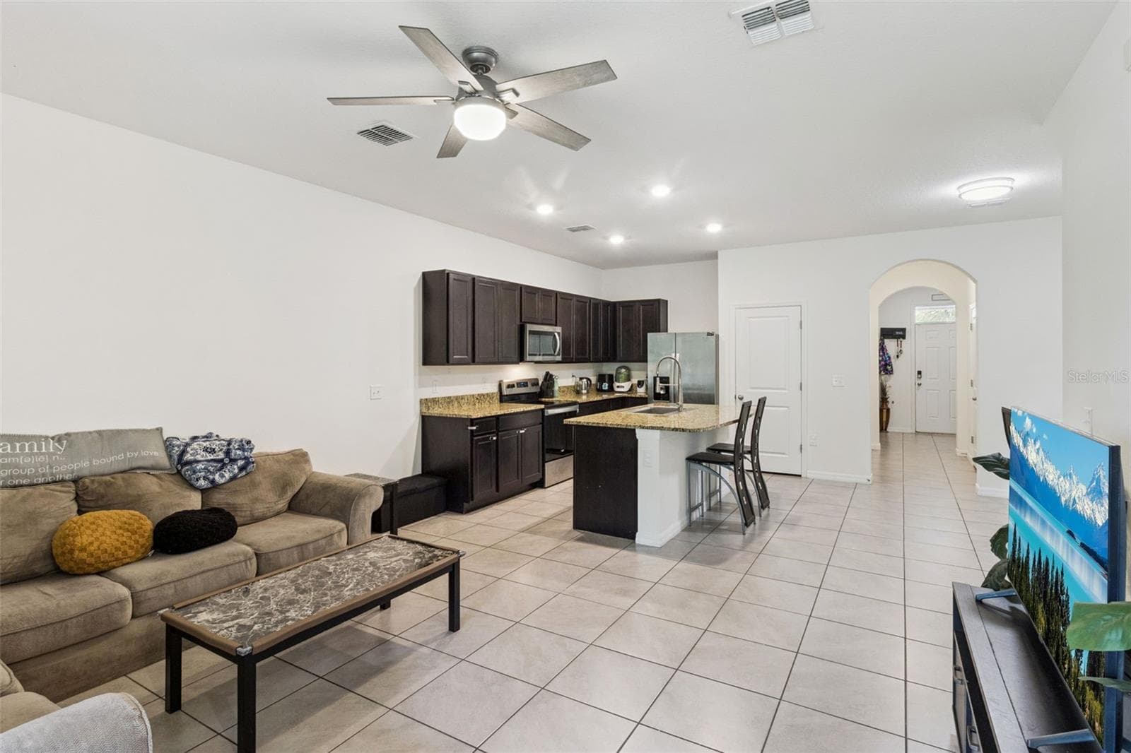 Townhouse at 3349 PLEASANT WILLOW CT, BRANDON, photo 14 of 35
