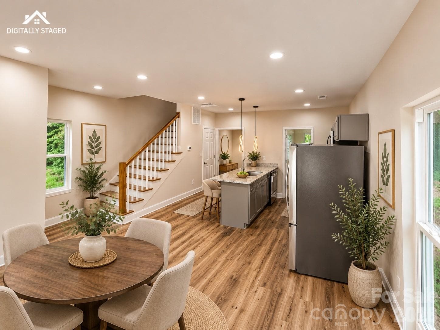 Single Family Residence at 109 N Gregory Street, Lancaster, photo 9 of 31