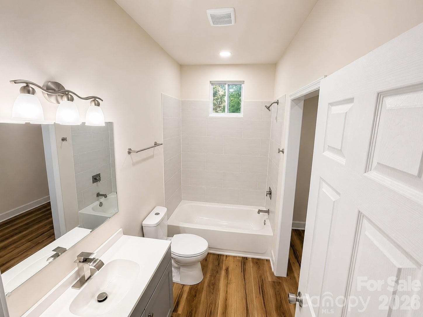 Single Family Residence at 109 N Gregory Street, Lancaster, photo 18 of 31