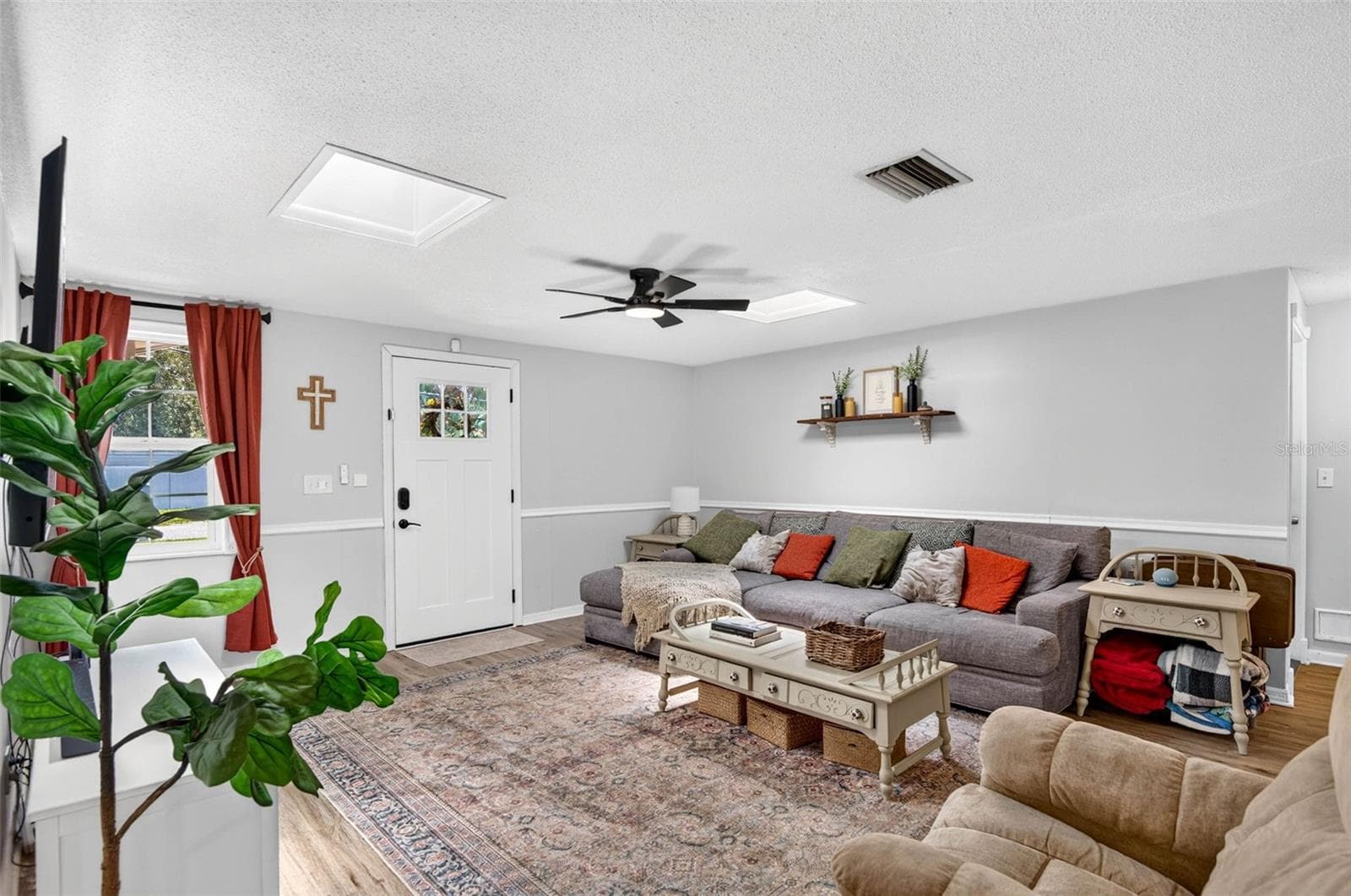 Single Family Residence at 7235 ASTOR DR, NEW PORT RICHEY, photo 7 of 33