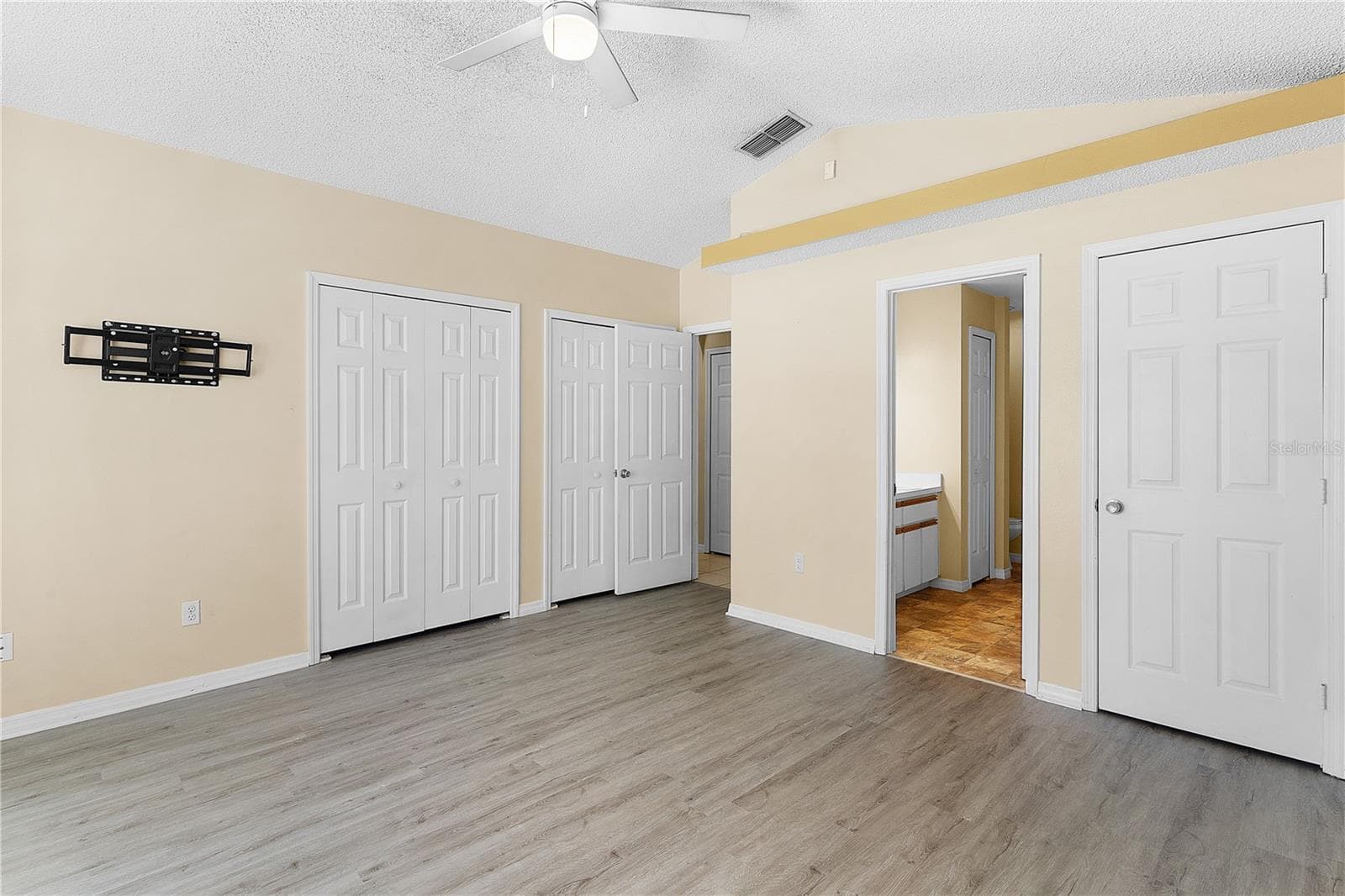 Single Family Residence at 40045 PALM ST, LADY LAKE, photo 12 of 23