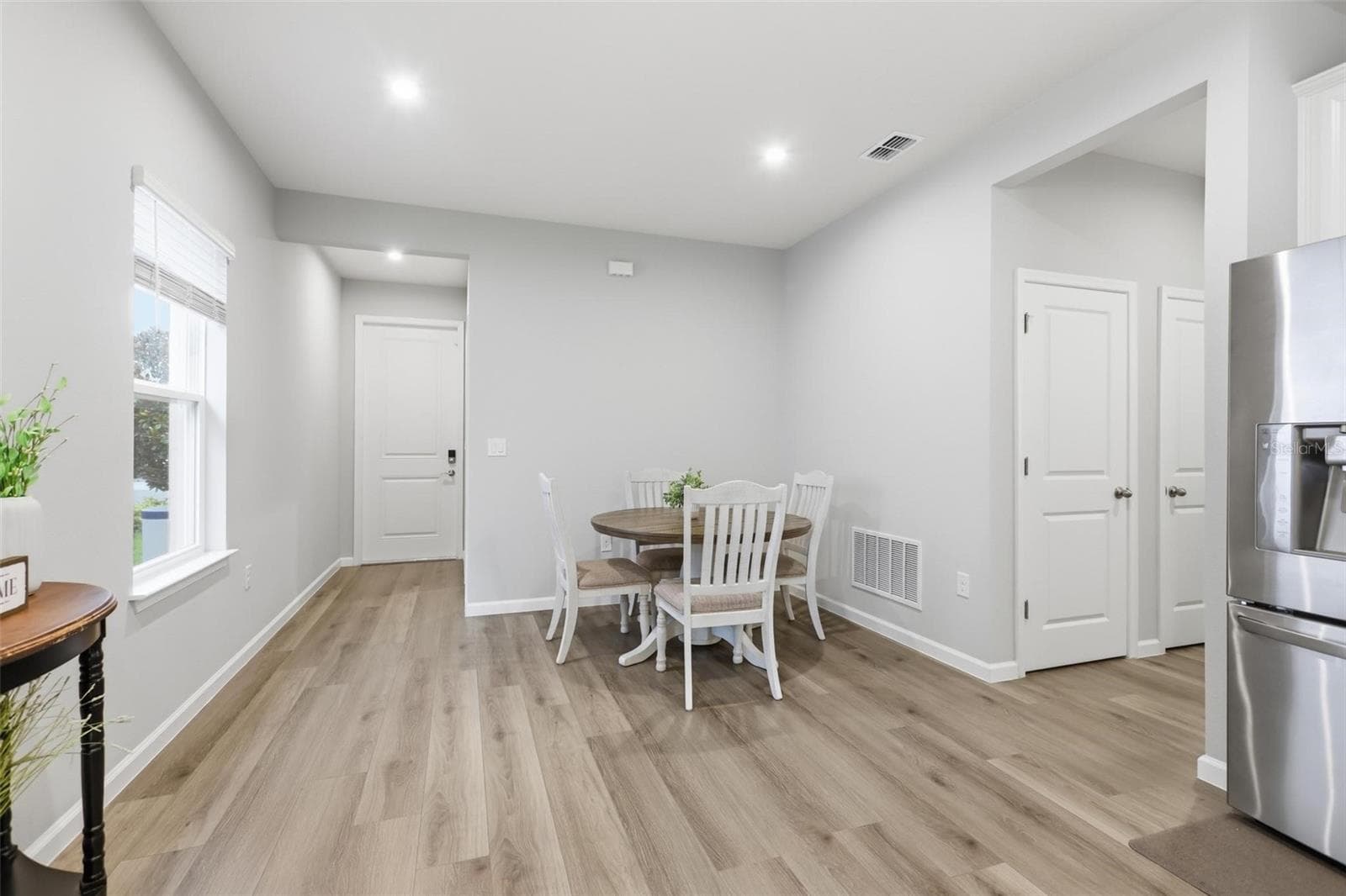 Single Family Residence at 7068 LANIER FALLS RD, DELAND, photo 6 of 26
