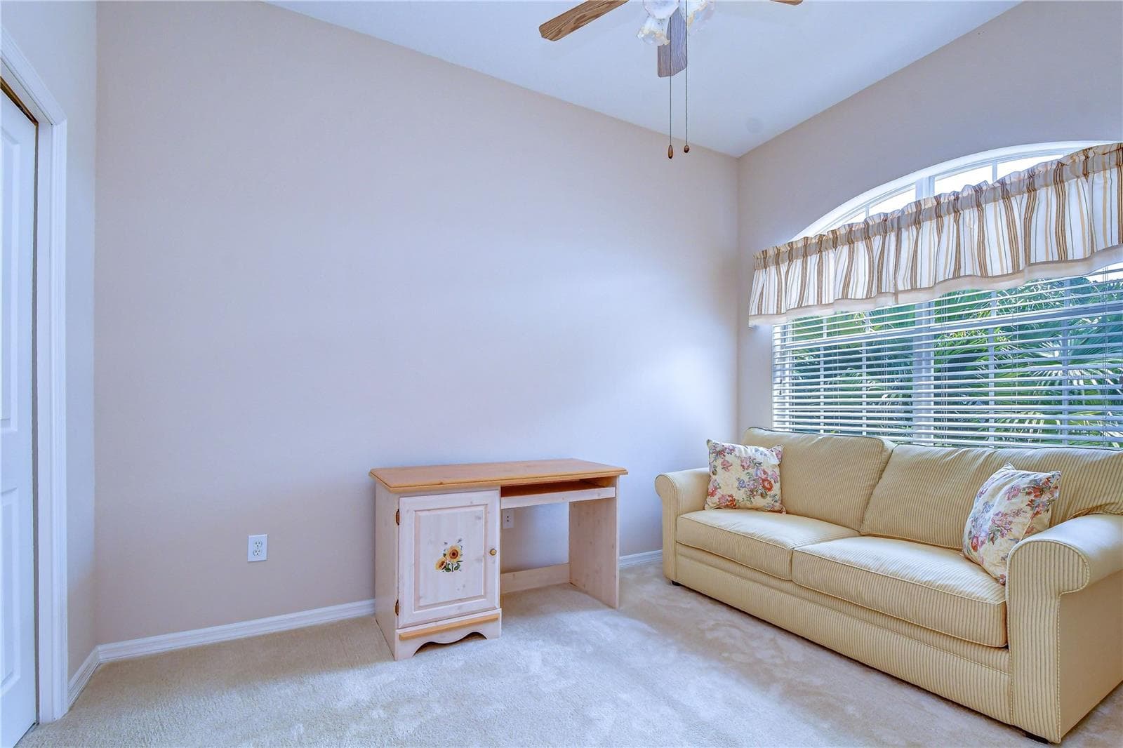 Villa at 1127 WRIGHTSWYNDE CT, WESLEY CHAPEL, photo 17 of 25