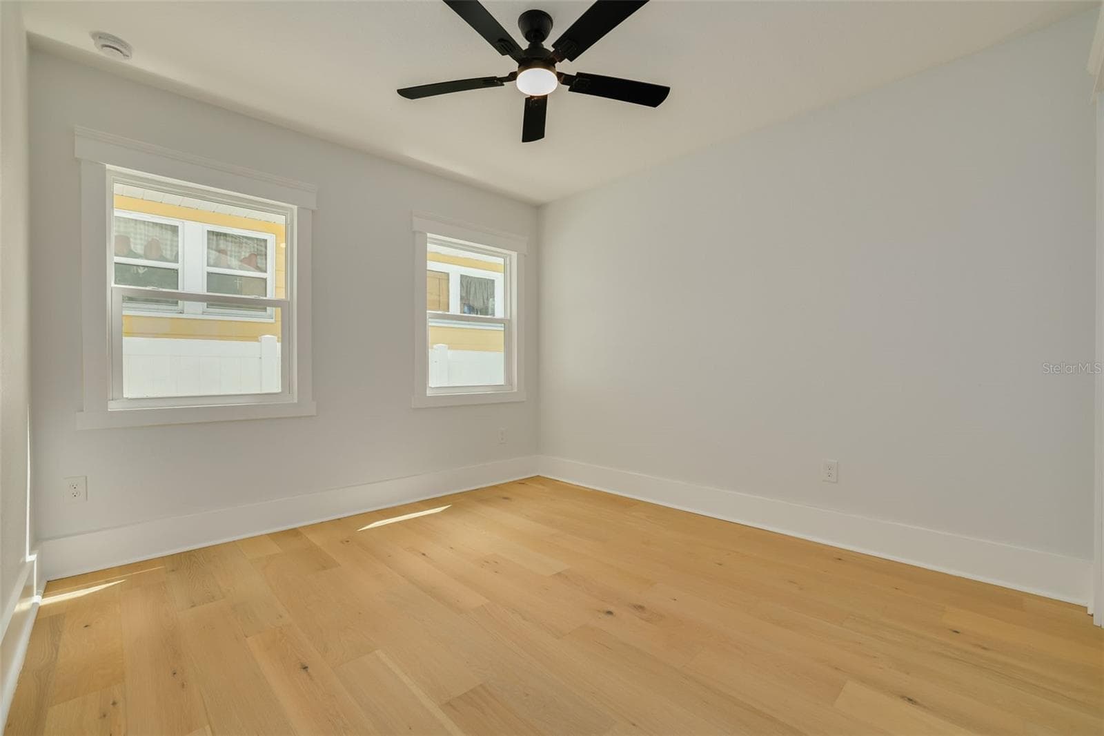 Single Family Residence at 1426 15TH ST N, ST PETERSBURG, photo 18 of 33