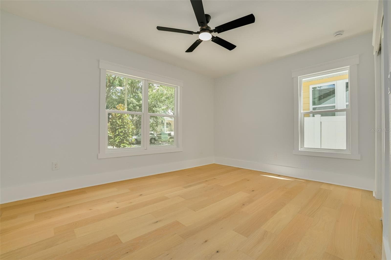 Single Family Residence at 1426 15TH ST N, ST PETERSBURG, photo 21 of 33