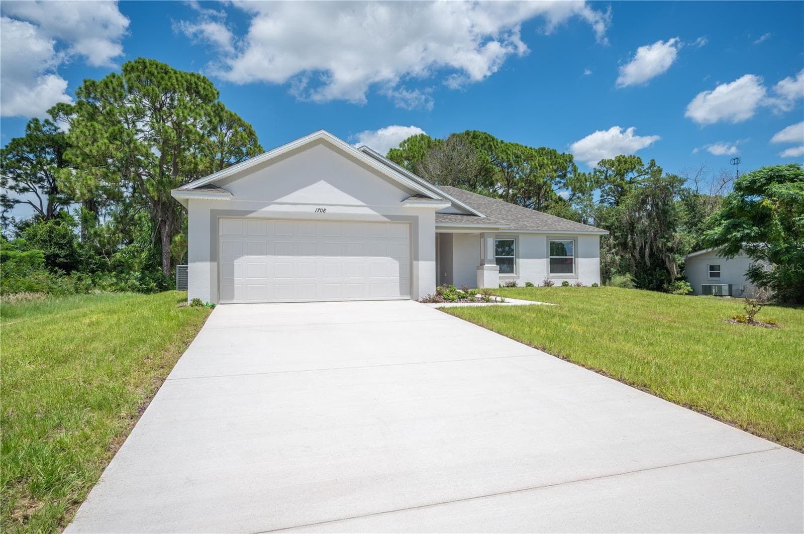 Single Family Residence at 1708 MANATEE DR, SEBRING, photo 2 of 30