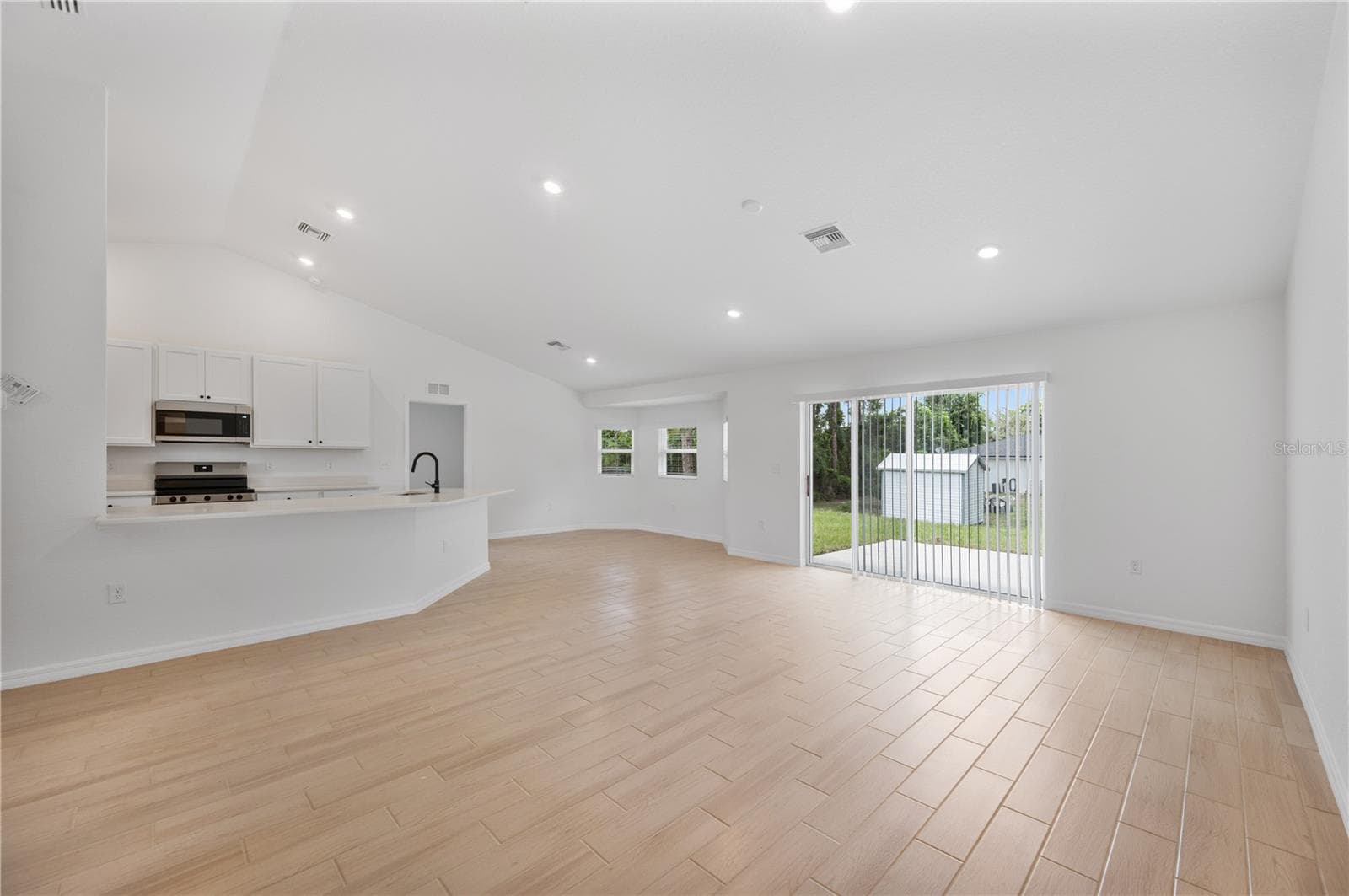 Single Family Residence at 1708 MANATEE DR, SEBRING, photo 6 of 30