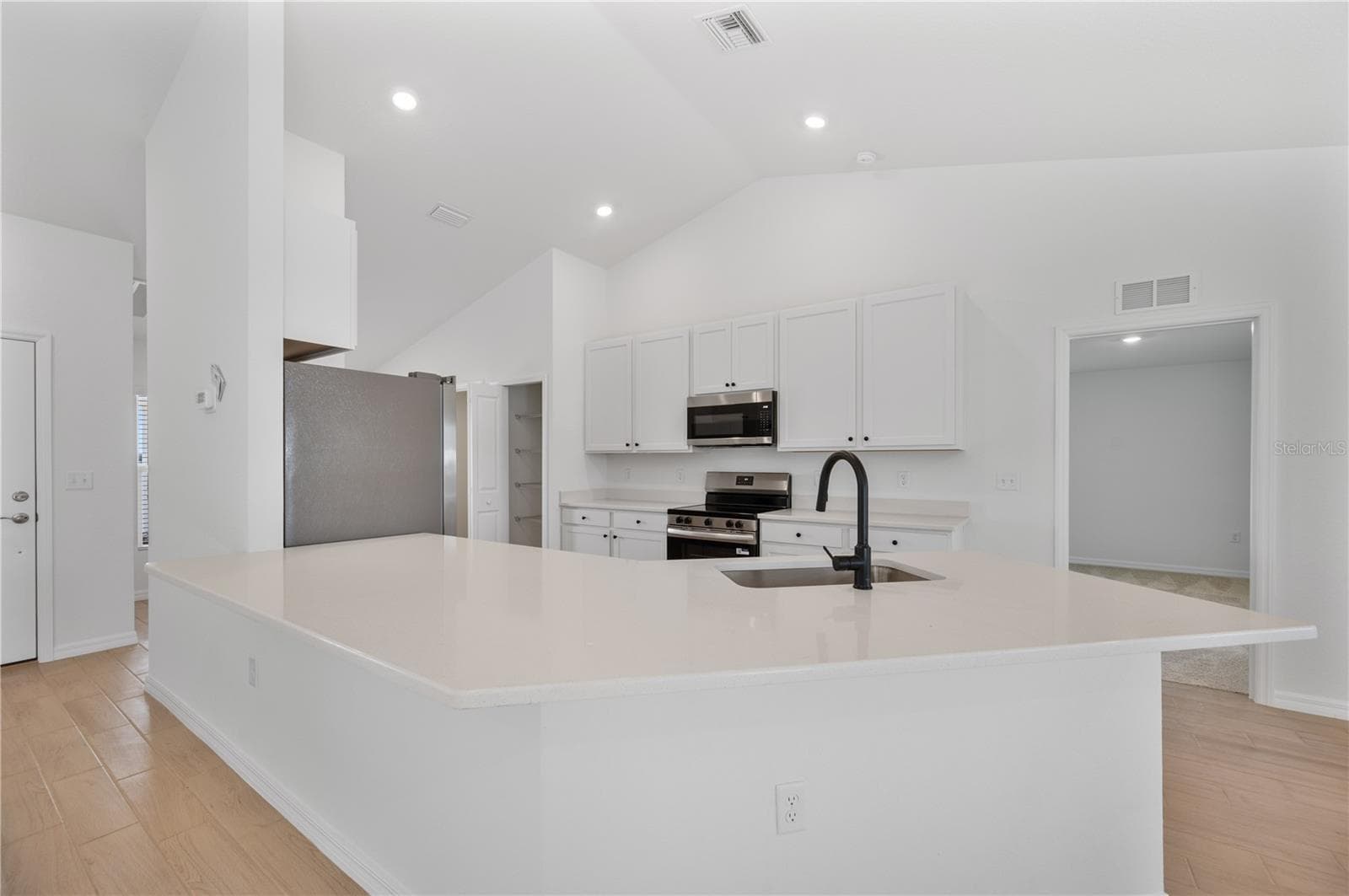 Single Family Residence at 1708 MANATEE DR, SEBRING, photo 12 of 30