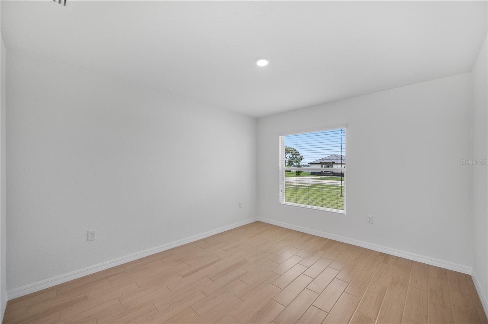 Single Family Residence at 1708 MANATEE DR, SEBRING, photo 15 of 30