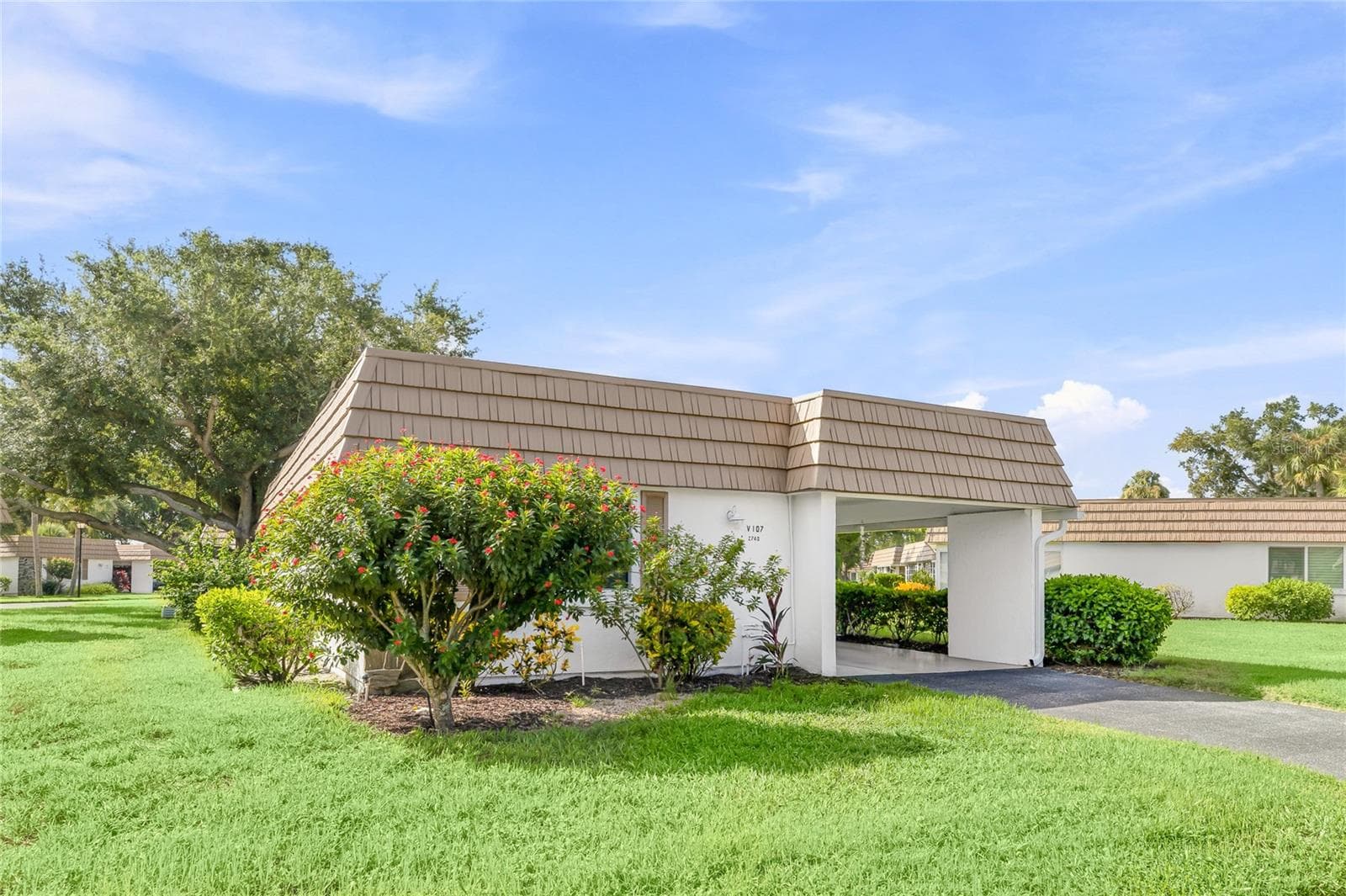 Villa at 2740 RIVERBLUFF PKWY #V107, SARASOTA, photo 3 of 48
