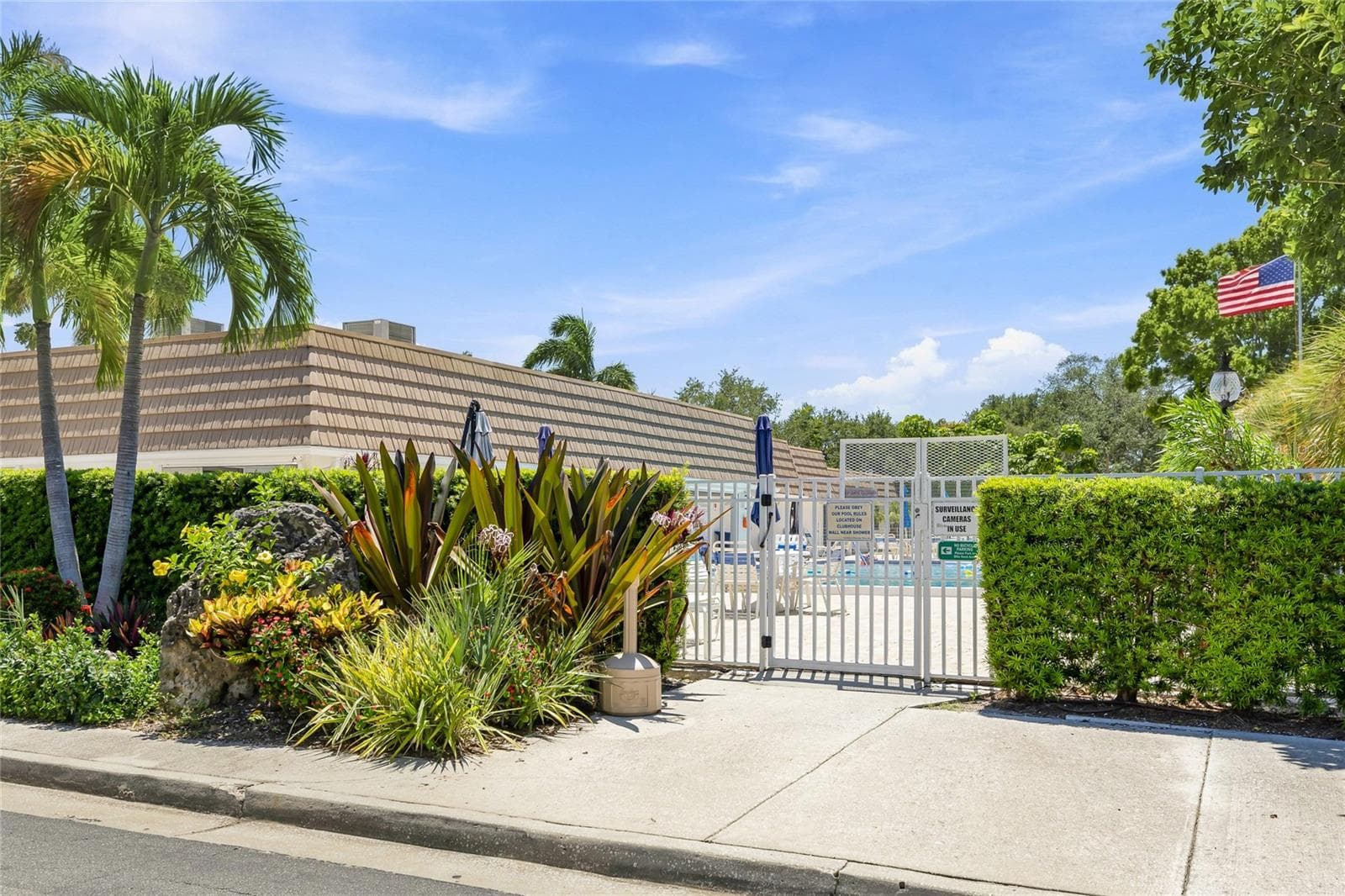 Villa at 2740 RIVERBLUFF PKWY #V107, SARASOTA, photo 30 of 48